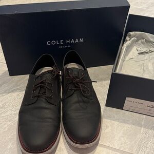 Cole Haan Men's Black and Red Oxford Shoes